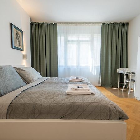 Verve Home Old Town Dunajska 2 บราติสลาวา ภายนอก รูปภาพ